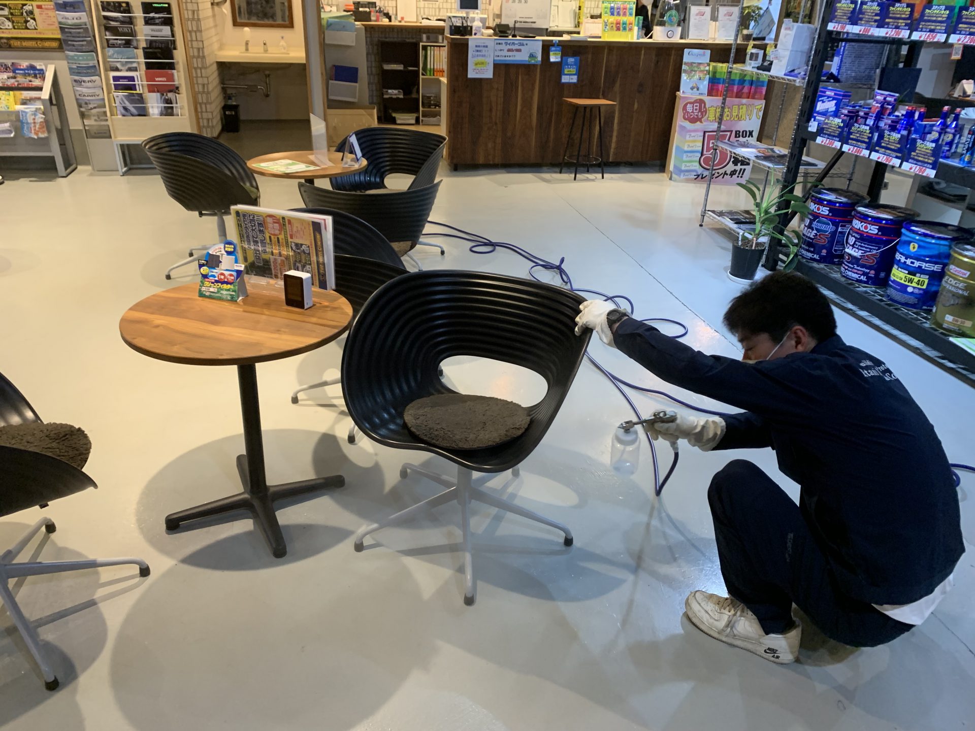 タイヤホイールカンパニー商談スペース、抗菌コーティング